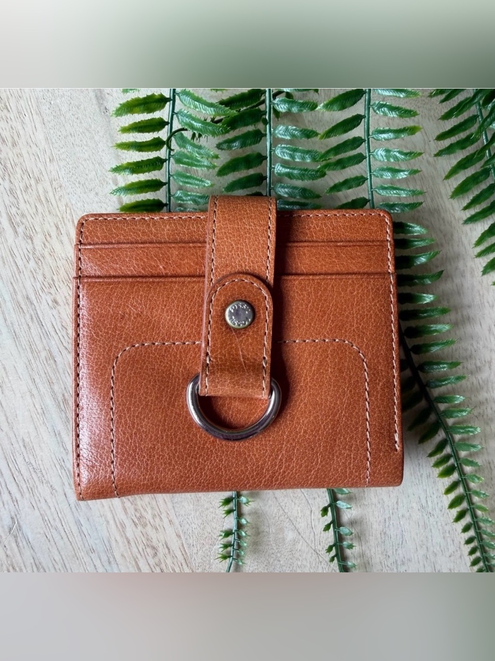 FOSSIL Leather Wallet tan, Never Used / some marks